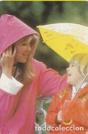 Postcards: POSTAL - NI&Ntilde;A CON PARAGUA - ED. TALLER OCUPACIONAL SANTA ISABEL - A&Ntilde;O 1984 - NUEVA