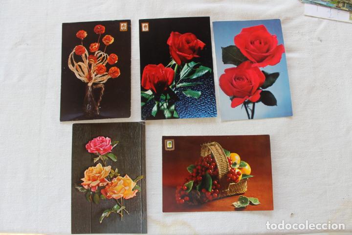 Postkarten: LOTE DE CINCO POSTALES DE LA DECADA DE LOS A&Ntilde;OS 70. FLORES Y CANASTO CON FRUTAS.