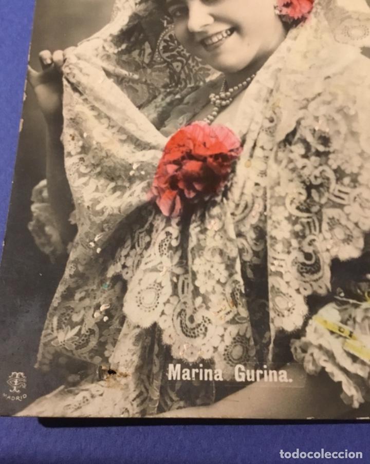 Postales: Antigua postal mujer con mantilla - Foto 2