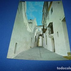 Postales: POSTAL DE ARCOS DE LA FRONTERA CADIZ - CALLE DE LA CUNA - Nº 17 DE ARRIBAS - 1978 SIN CIRCULAR. Lote 148490458