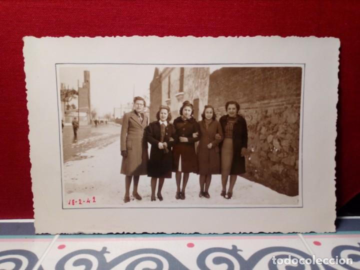 Postcards: ANTIGUA POSTAL - FOTO (A&Ntilde;OS 40) SIN CIRCULAR Y FECHADA - GRUPO AMIGAS POSANDO - REF: 159/169