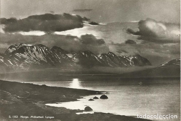 Postkarten: Postal Norge. Noruega. Midnatssol. Lyngen. 9x14 cm. A&ntilde;os 30.