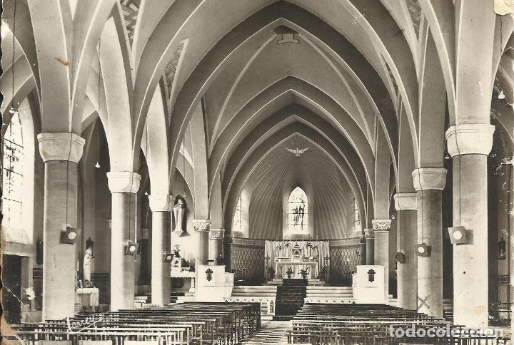 Postcards: Postal Francia. Lamalou-les-Bains. Interieur de l'eglise parroissiale. 10x15 cm. 1950.