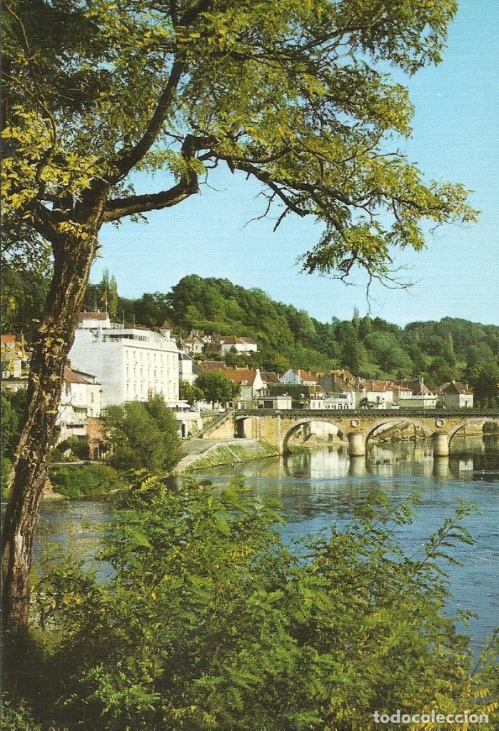 Postcards: Francia. Le Bugue. Dordogne. Perigord. Buen estado. 10x15 cm. A&ntilde;os 80. Postal.