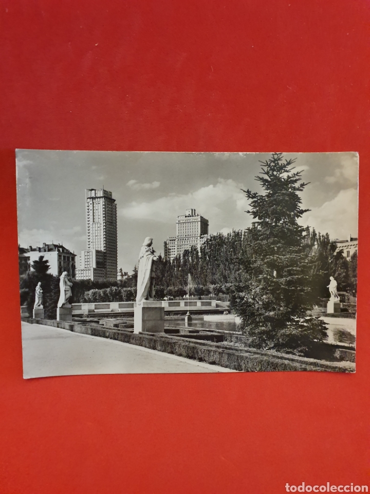 Postales: Madrid.Jardines de Sabatini. - Foto 1