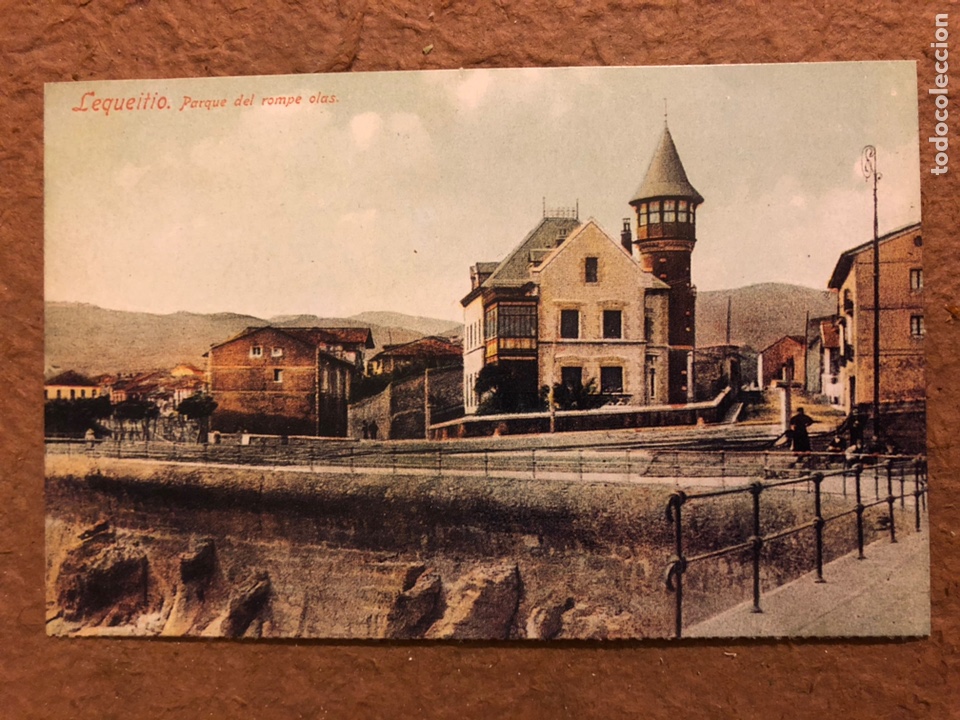 Postales: LEQUEITIO, PARQUE DEL ROMPEOLAS. POSTAL SIN CIRCULAR COLECCI&Oacute;N DEIA BBK N&deg; 18. - Foto 1