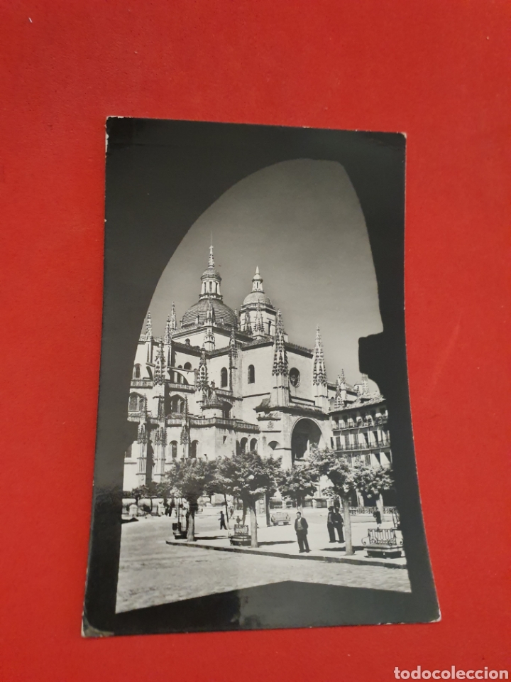 Postales: Segovia. La Catedral. Circulada. - Foto 1