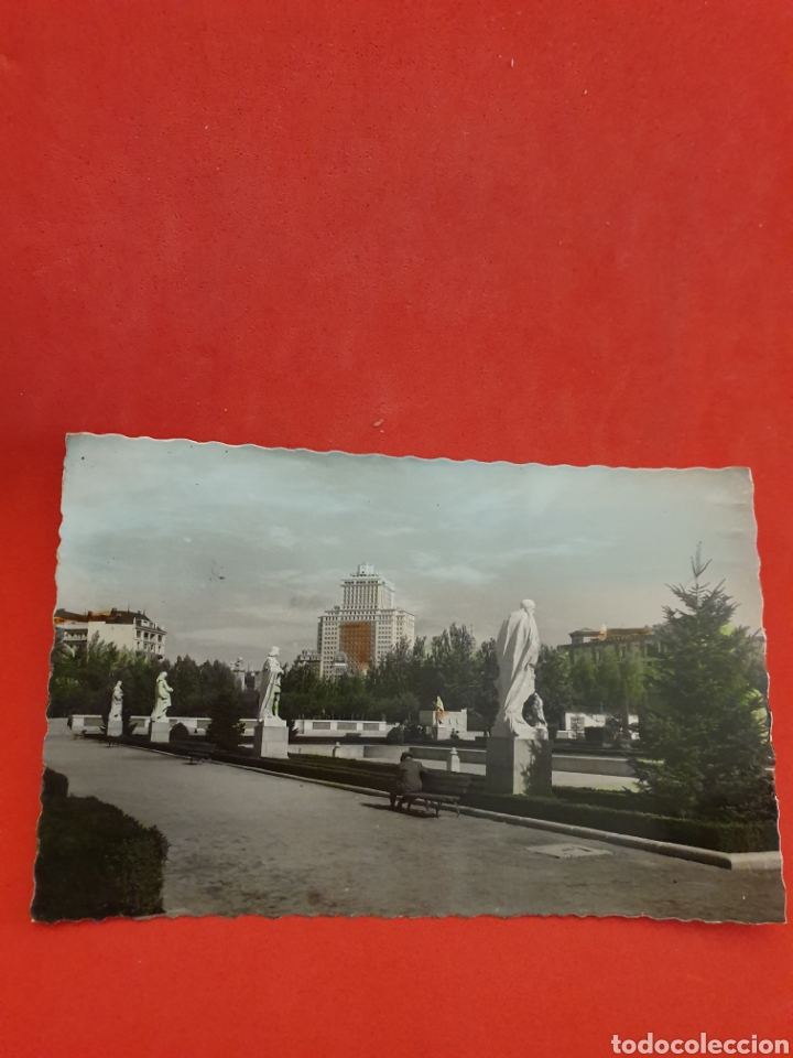 Postales: Madrid.Jardines de Sabatini.Circulada. - Foto 1