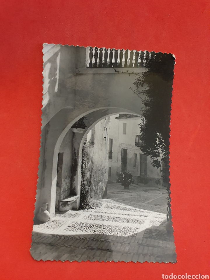 Postales: Calle t&iacute;pica de Benidorm.Circulada. - Foto 1