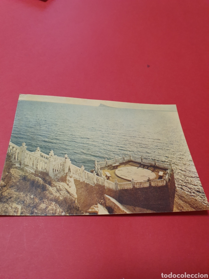 Postales: Benidorm.El Castilo al Fondo de la Isla.Circulada. - Foto 1