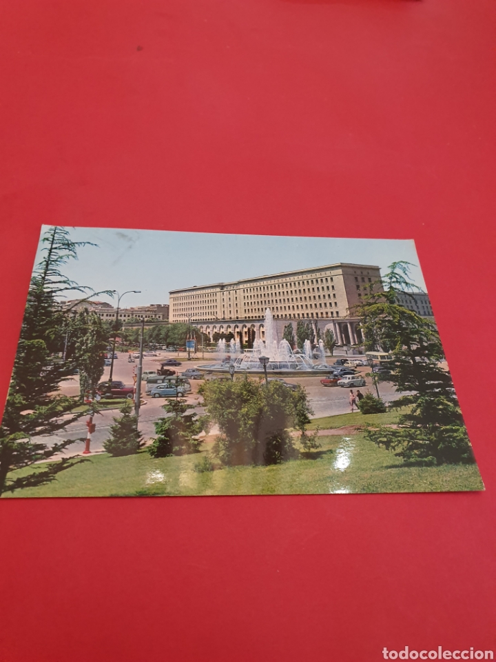 Postales: Madrid Nuevos ministerios.Circulada. - Foto 1