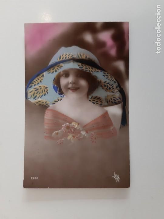 Cartoline: POSTAL ANTIGUA MUJER