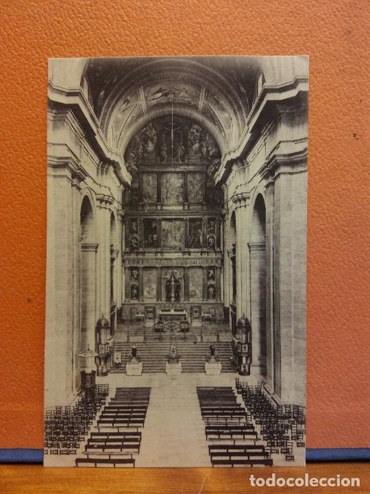 Postales: EL ESCORIAL. ALTAR MAYOR. BONITA POSTAL. SIN USAR