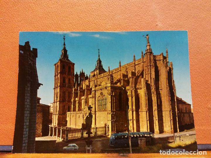 Postales: ASTORGA. LA CATEDRAL. BONITA POSTAL. SIN USAR - Foto 1