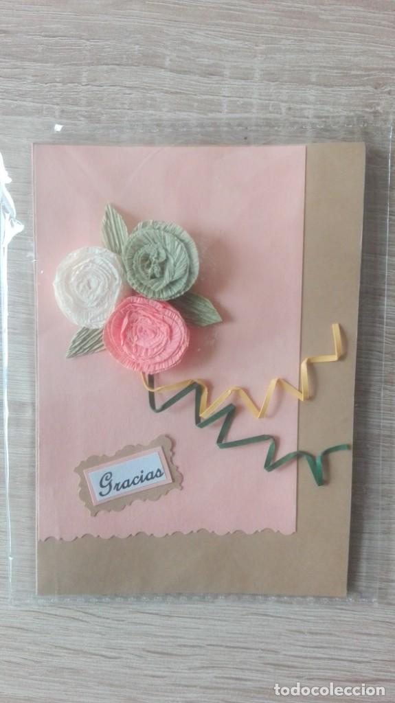 Postales: TARJETA FELICITACI&Oacute;N, GRACIAS, REALIZADA CON FLORES DE PAPEL.A&Ntilde;O 2018.