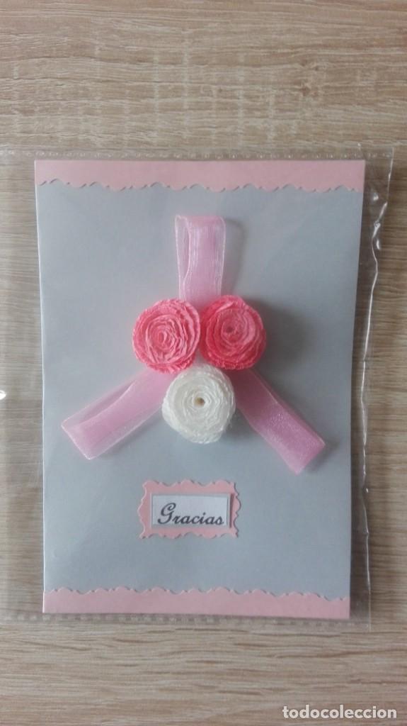 Postales: TARJETA FELICITACI&Oacute;N, GRACIAS, REALIZADA CON FLORES DE PAPEL.A&Ntilde;O 2018.