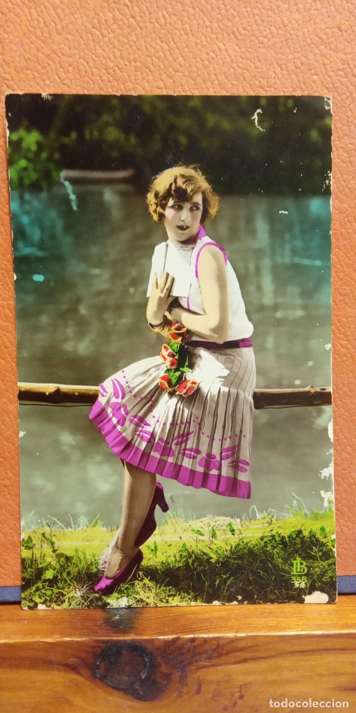 Postkarten: MUJER ELEGANTE. BONITA POSTAL. CIRCULADA