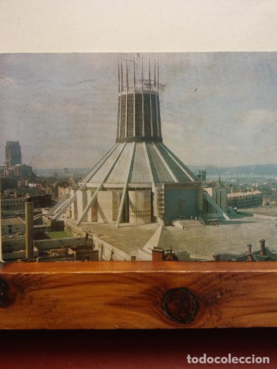 Postcards: METROPOLITAN CATHEDRAL OF CHRIST THE KING LIVERPOOL. BONITA POSTAL. CIRCULADA