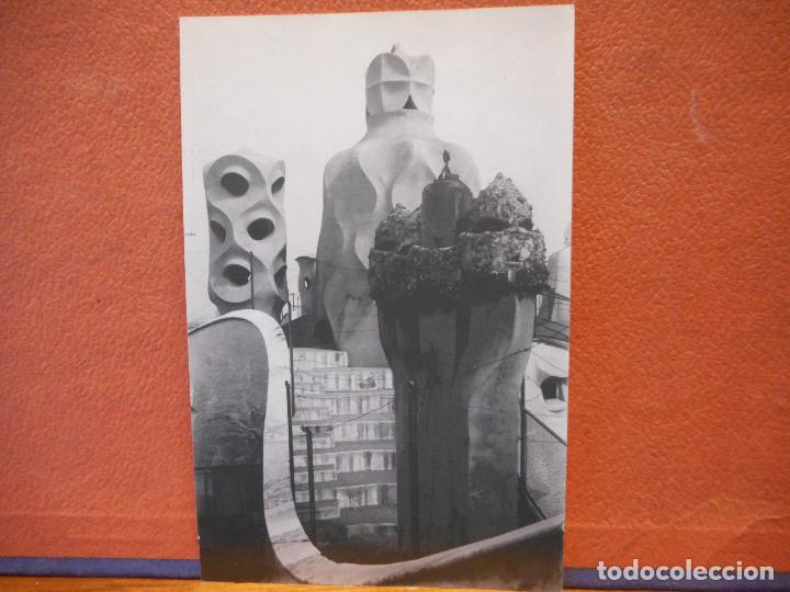 Postais: CASA MIL&Agrave; (LA PEDRERA). PROCESS&Oacute; DE XEMENEIES I SORTIDES D'ESCALA. EL MUNDO CATALUNYA.