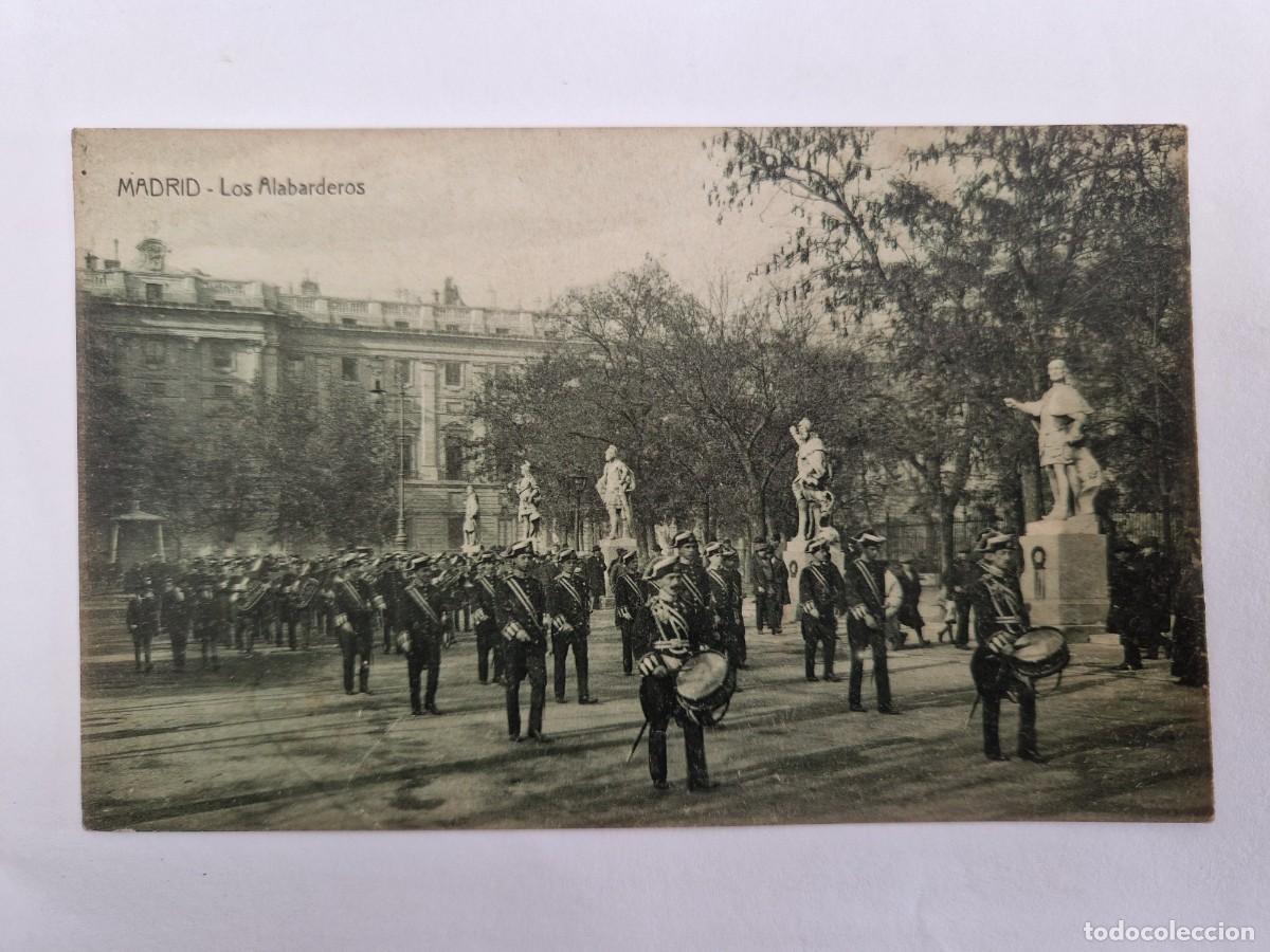 Postales: POSTAL ANTIGUA DE MADRID - LOS ALABARDEROS - Foto 1
