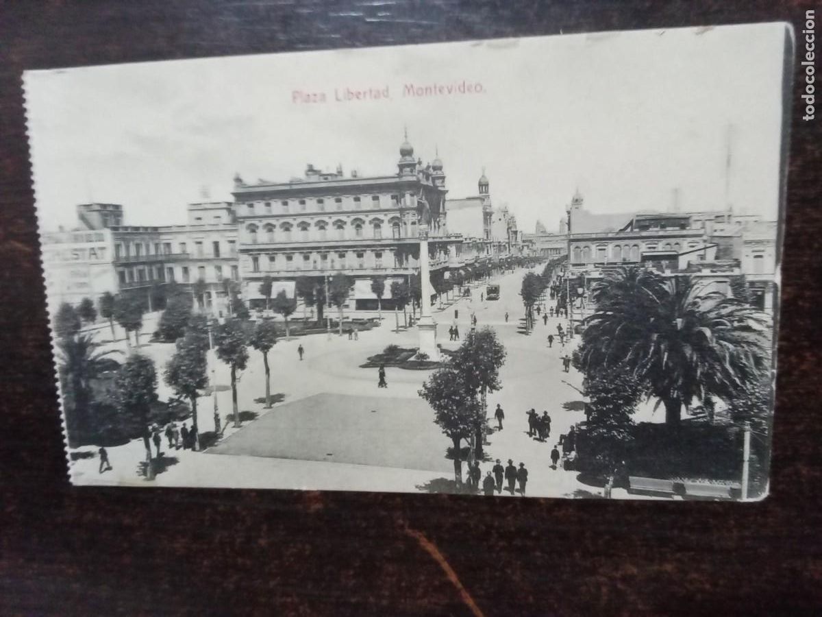 Postales: Plaza Libertad.Montevideo. - Foto 1