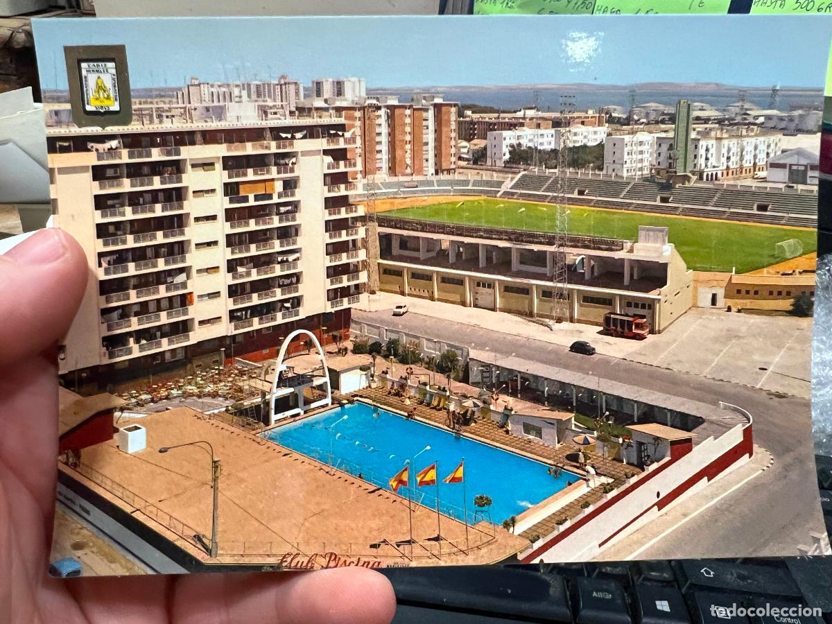 Postales: POSTAL DE CADIZ - PISCINA MUNICIPAL Y ESTADIO RAMON DE CARRANZA