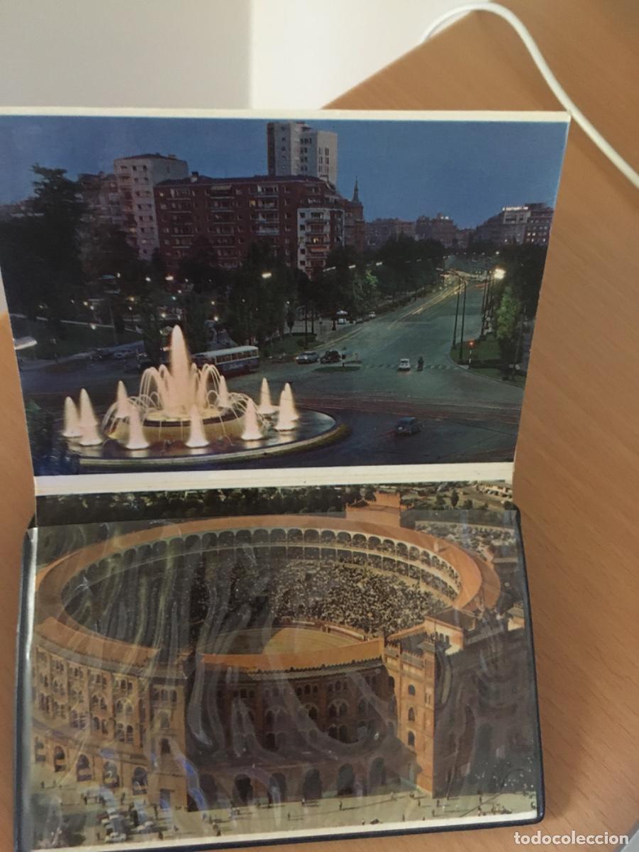 Postales: Carpeta com 22 mini postales antiguas recuerdo de Madrid - Foto 3