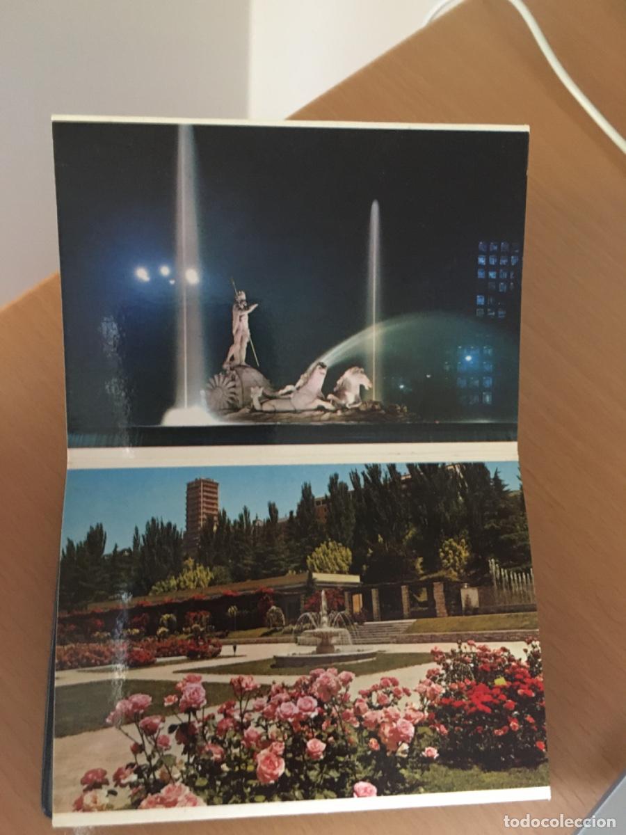 Postales: Carpeta com 22 mini postales antiguas recuerdo de Madrid - Foto 4