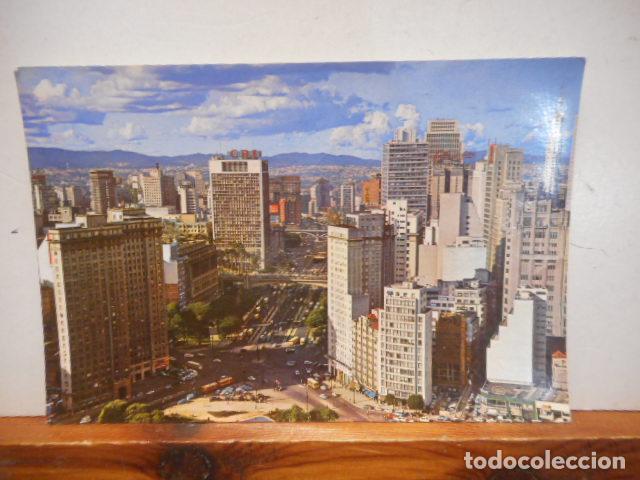 Cartoline: BONITA POSTAL. CIRCULADA. S&Atilde;O PAULO, BRASIL. VALE DO ANHANGABAU E VIADUTOS