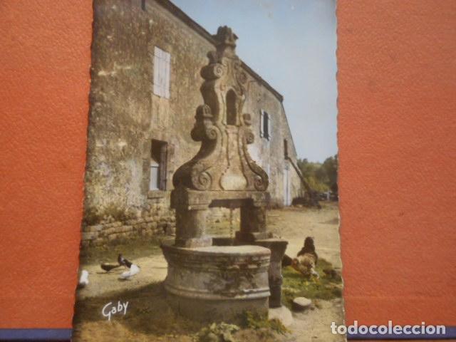 Postales: BONITA POSTAL CIRCULADA. FONTAINES BRETONNES