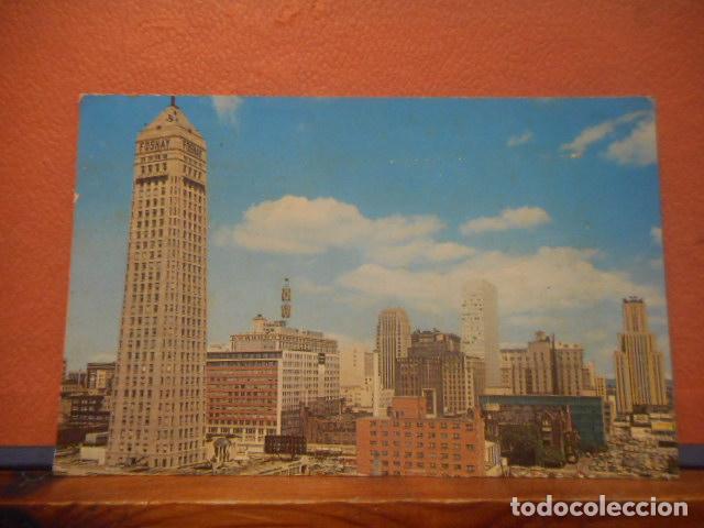 Postkarten: BONITA POSTAL CIRCULADA. SKYLINE MINNEAPOLIS. MINNESOTA