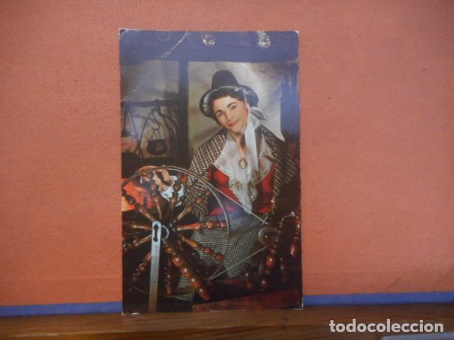 Postales: BONITA POSTAL CIRCULADA. MUJER AL TIMON - Foto 1