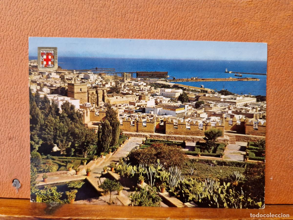 Postkarten: BONITA POSTA CIRCULADA. ALMERIA, JARDINES DE LA ALCAZABA. VISTA PARCIAL