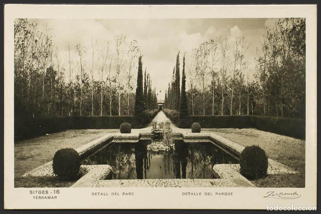Postales: Barcelona. SITGES. Parque. - Foto 1