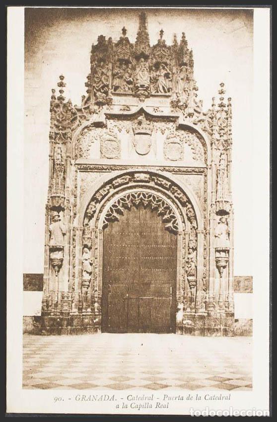 Postales: Granada. GRANADA. Catedral. Puerta de la Catedral a la Capilla Real. - Foto 1