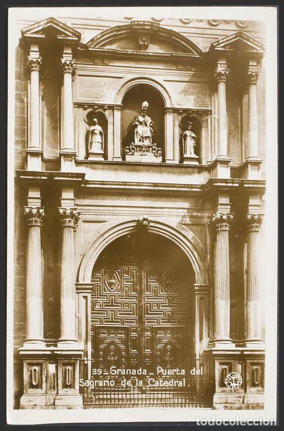 Postales: Granada. GRANADA. Catedral. Puerta del Sagrario. - Foto 1