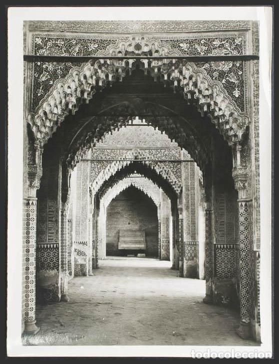 Postales: Granada. GRANADA. La Alhambra. Sala de la Justicia. (Esquina doblada). - Foto 1