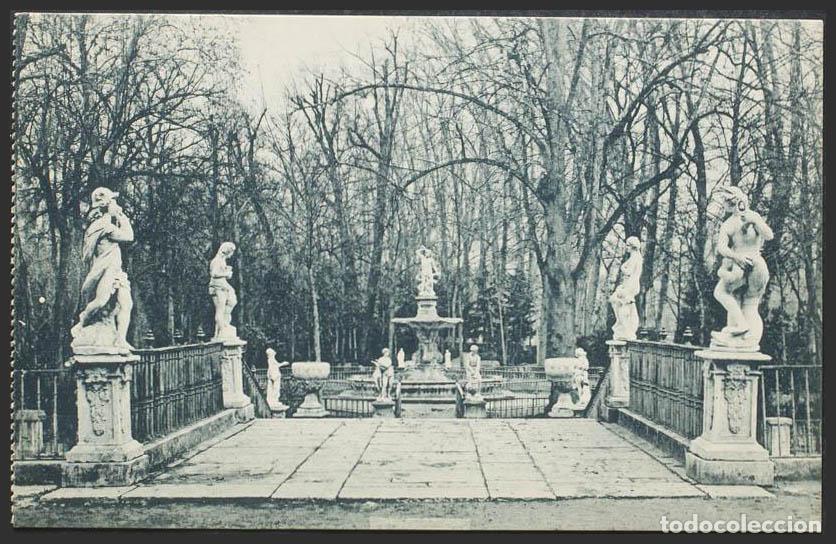 Postales: Madrid. ARANJUEZ. Jard&iacute;n de la Isla. Fuente. - Foto 1