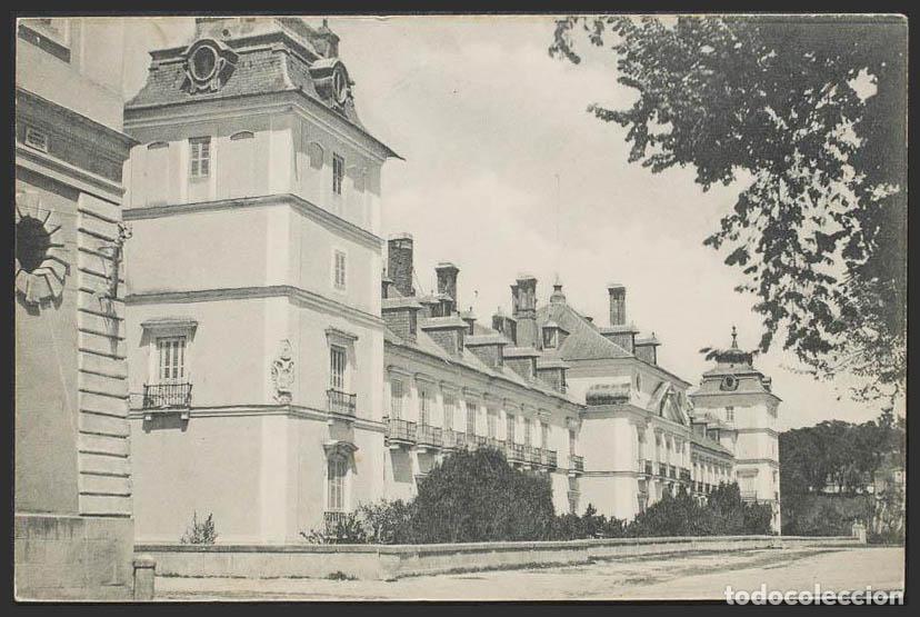 Postales: Madrid. EL PARDO. Palacio Real. Fachada principal. - Foto 1