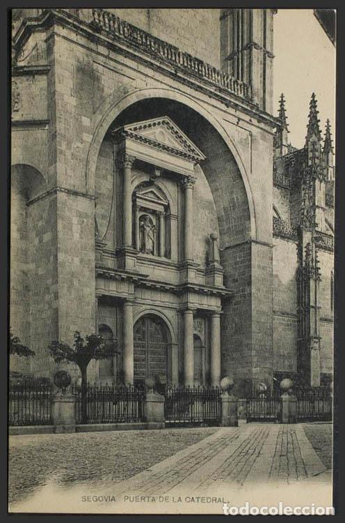 Postales: Segovia. SEGOVIA. Catedral. Puerta. - Foto 1