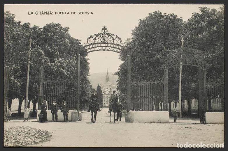 Postales: Segovia. LA GRANJA. Puerta de Segovia. - Foto 1