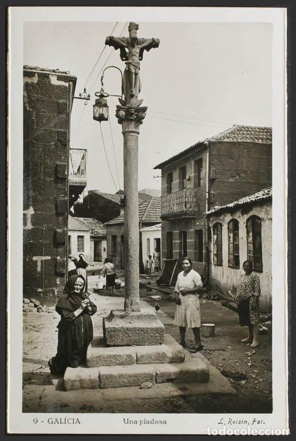 Postales: Pontevedra. GALICIA. Una piadosa. - Foto 1