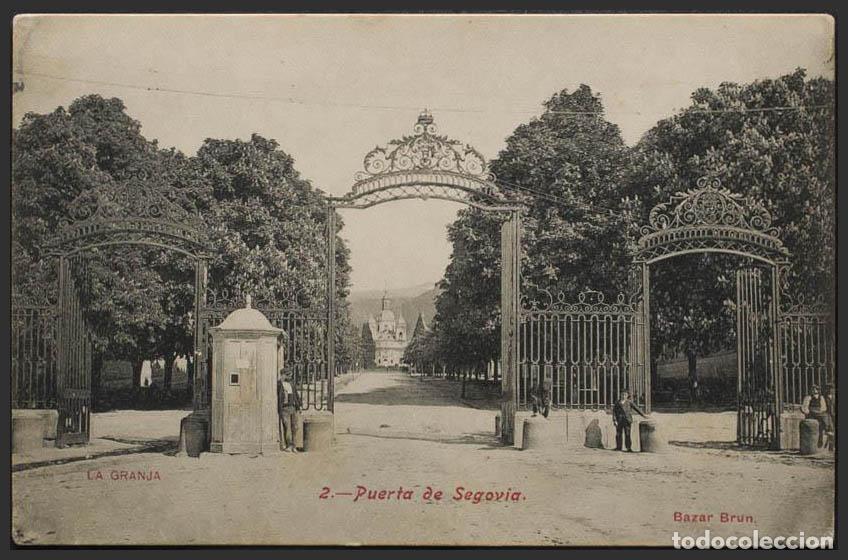 Postales: Madrid. LA GRANJA. Puerta de Segovia. - Foto 1