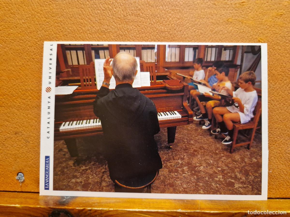 Postkarten: BONITA POSTAL NUEVA. CATALUNYA UNIVERSAL. ENSAYO DE LA ESCOLAN&Iacute;A EN EL INTERIOR DEL SANTUARIO