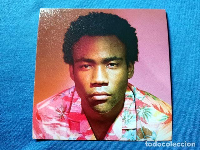 Cartes Postales: POSTAL COVER MUSICA CHILDISH GAMBINO 2014 BECAUSE INTERNET 12,5x12,5 CARTON GRANULADO TRASERA BLANCA