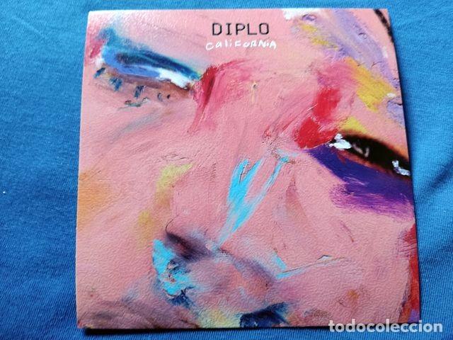 Postales: POSTAL COVER MUSICA DIPLO 2018 CALIFORNIA 12,5x12,5 CARTON GRANULADO TRASERA BLANCA