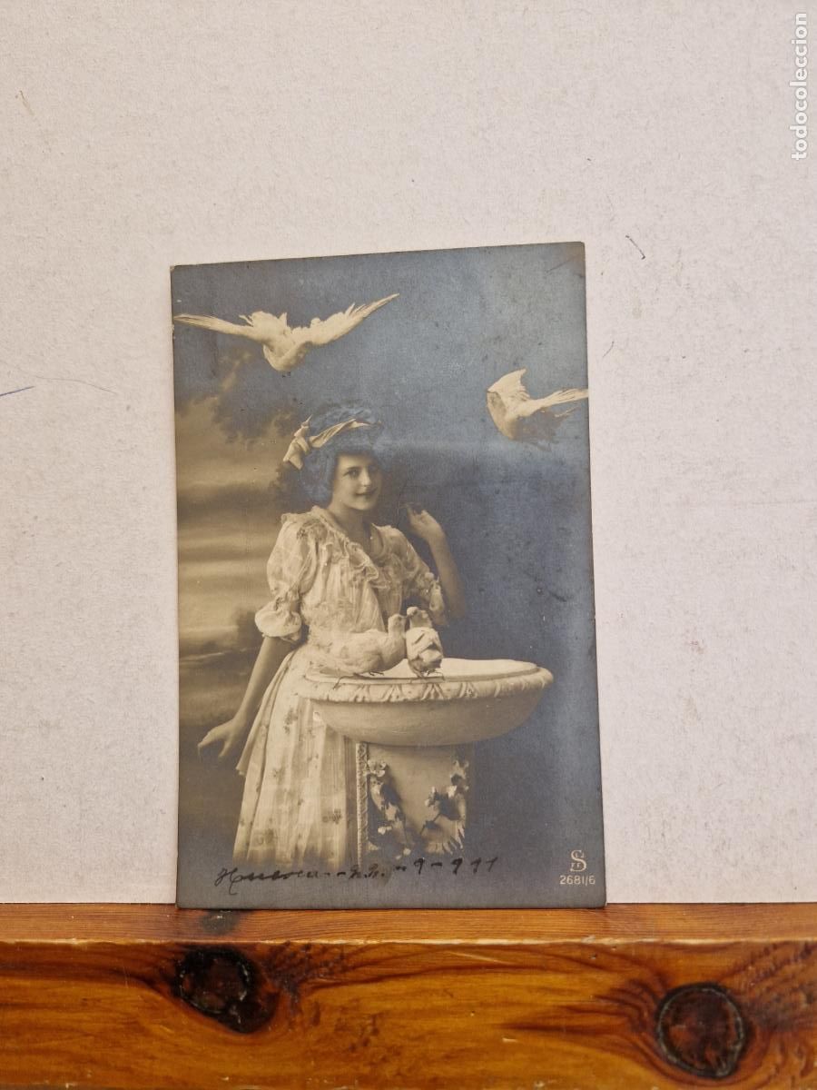 Cartes Postales: BONITA POSTAL CIRCULADA. ELEGANTE MUJER.