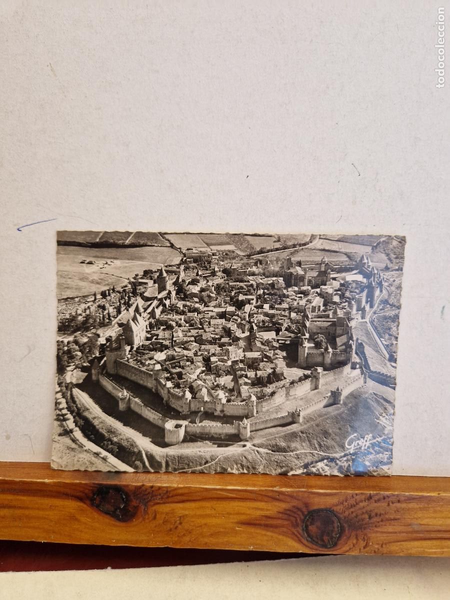 Cartes Postales: BONITA POSTAL CIRCULADA. LANGUEDOC. CARACASSONNE.