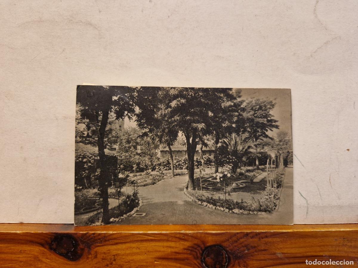 Postcards: BONITA POSTAL CIRCULADA. JARDIN