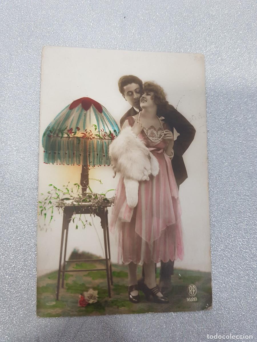 Postkarten: Postal fotografica antigua pareja Joven Sabadell